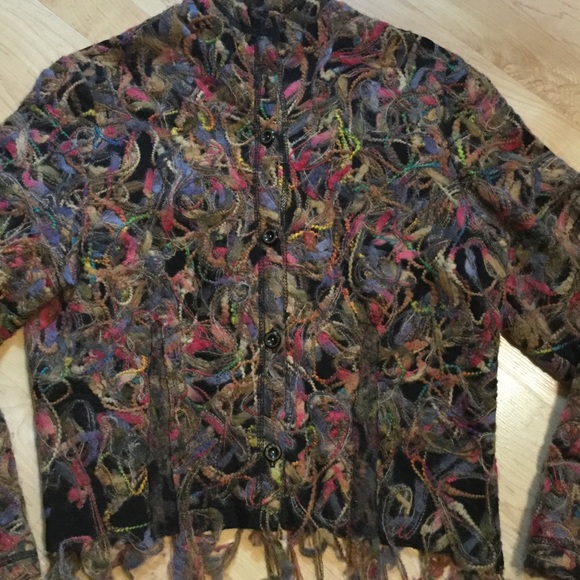 Cute, Unique and Quirky Canvasbacks Yarn Sweater. - Picture 3 of 8